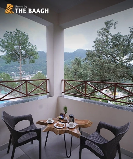 Hotel in Bhimtal with Private Balcony and Bonfire Nights